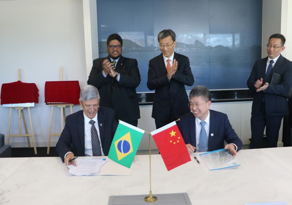 国际合作-中巴签约.jpg