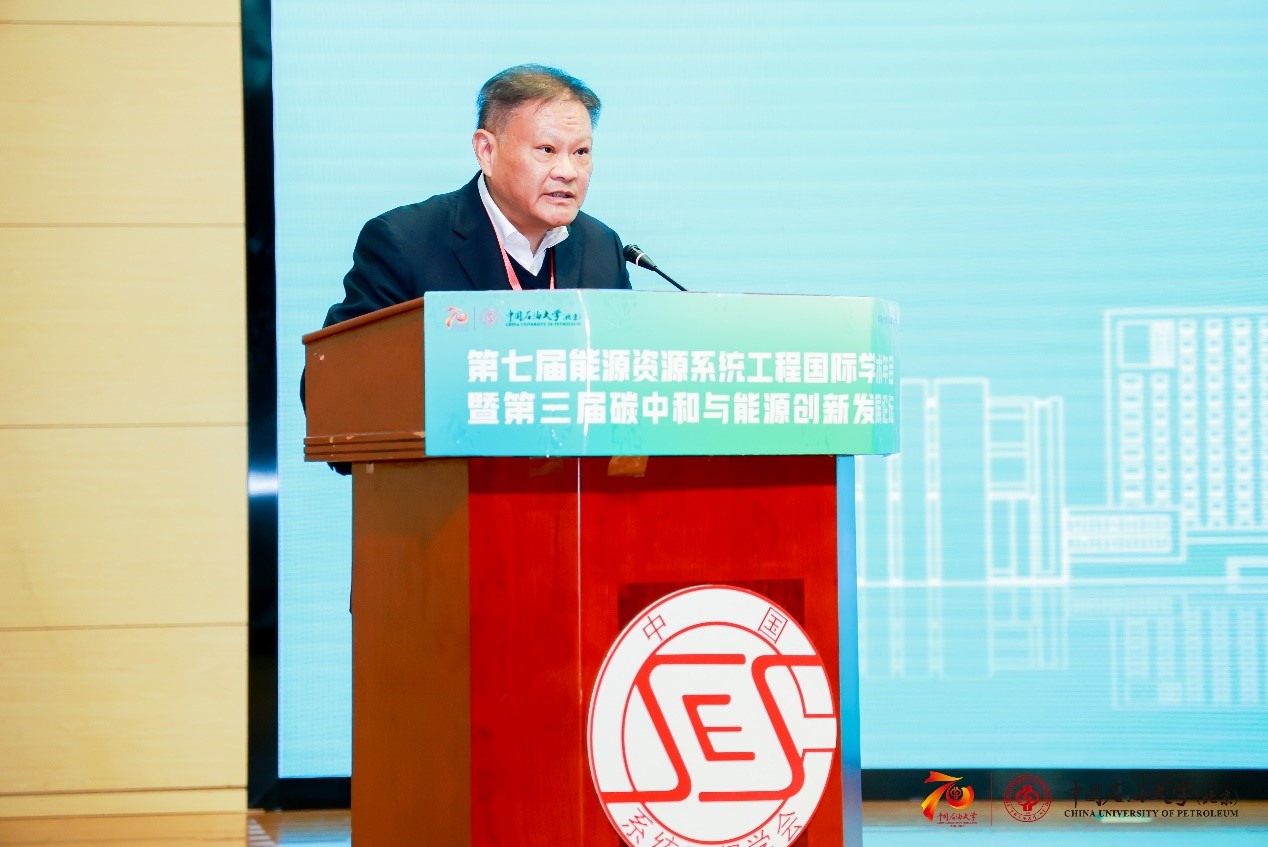 刘心报.jpg